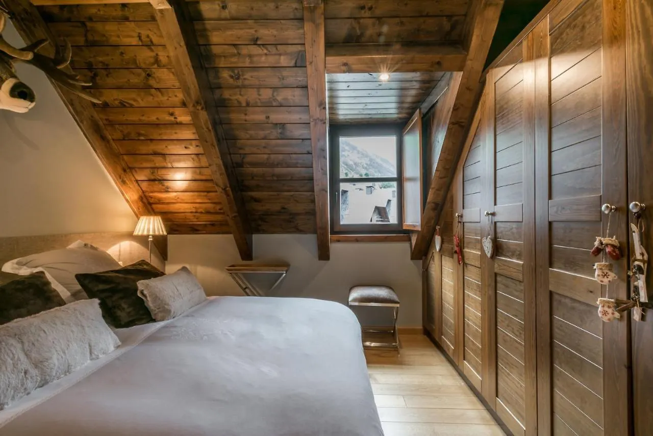 Nuevo Artic By Totiaran Apartment Naut Aran